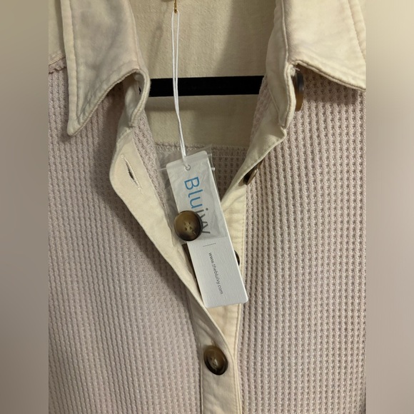 Mindy Mae’s Market waffle knit top - Picture 5 of 5